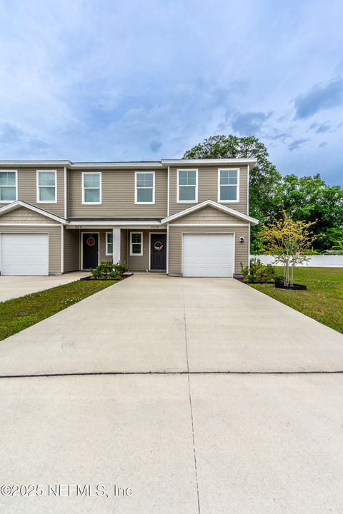 Townhouse in Callahan FL 45124 RED BRICK Drive.jpg