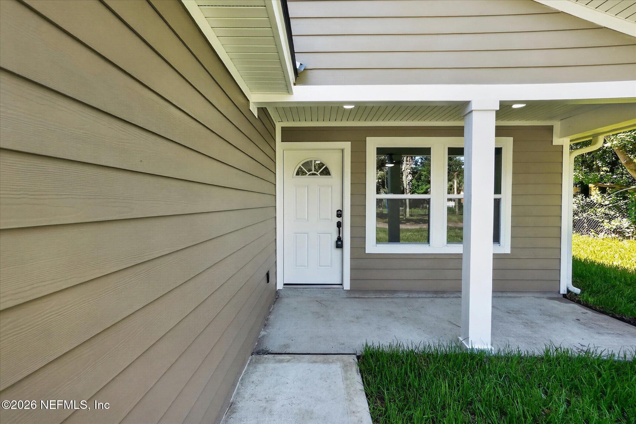 1725 Helena St, Jacksonville, FL 32208 photo