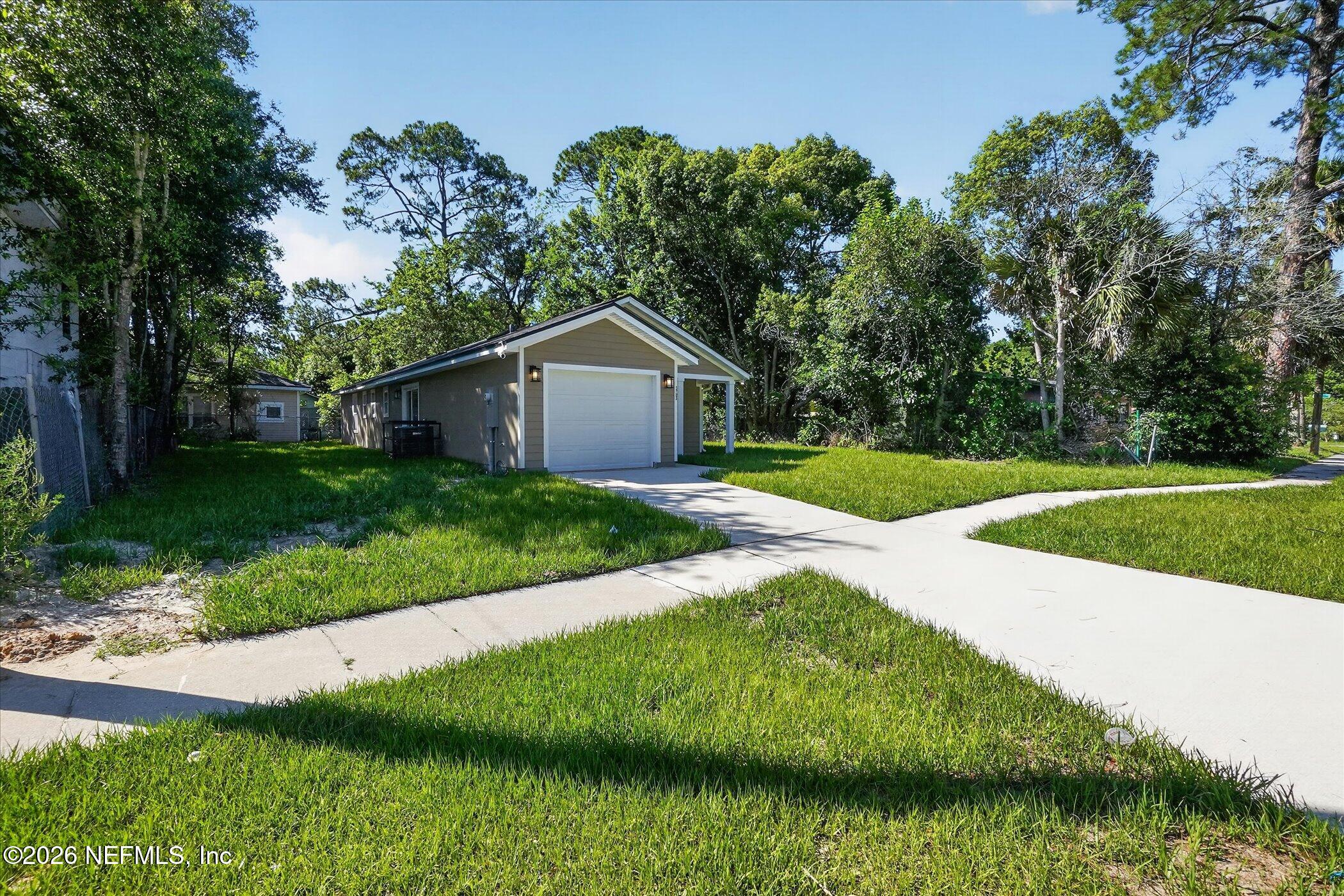1725 Helena St, Jacksonville, FL 32208 photo