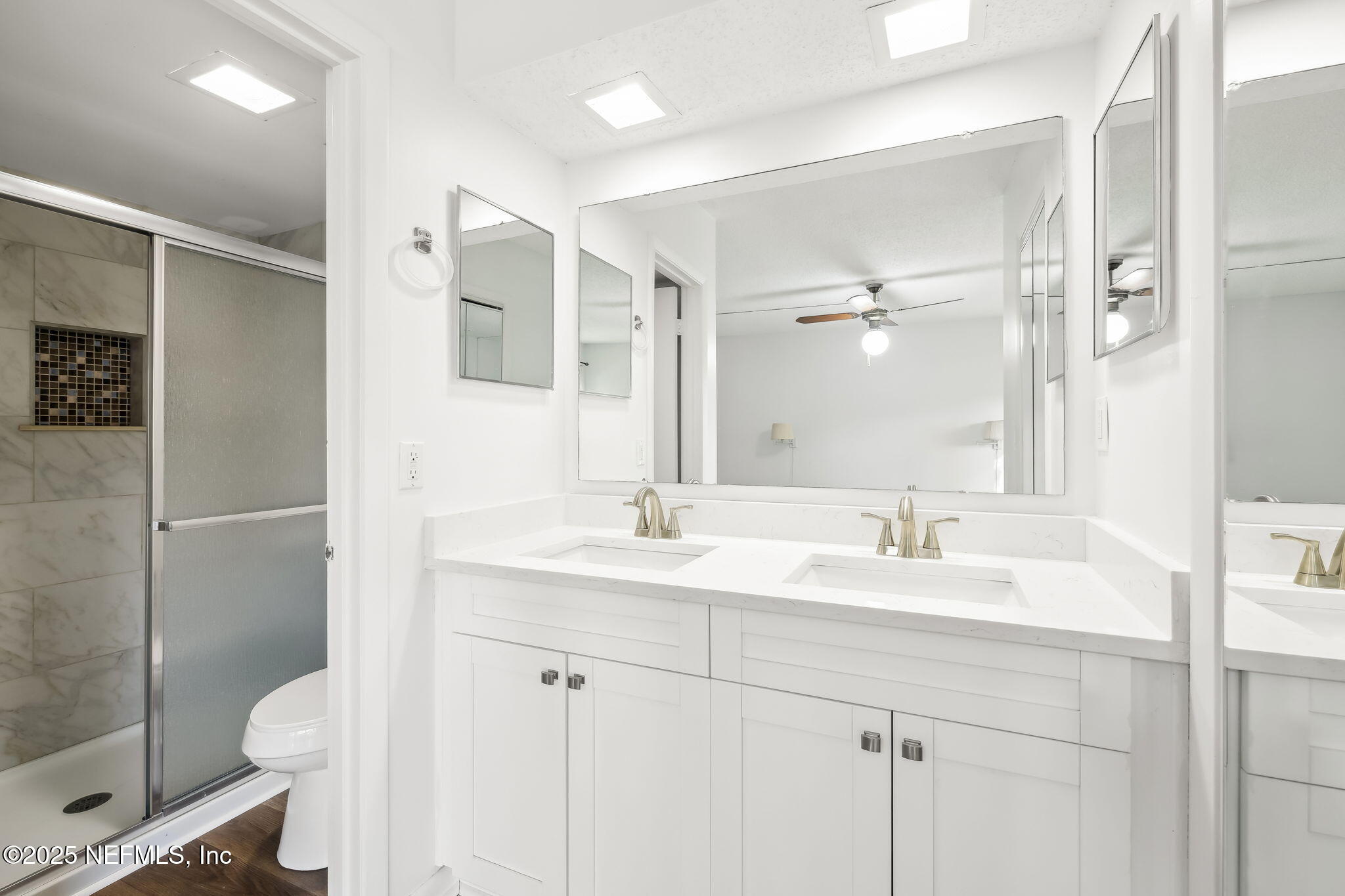 Condominium in Jacksonville FL 5400 LA MOYA Avenue #24 21.jpg