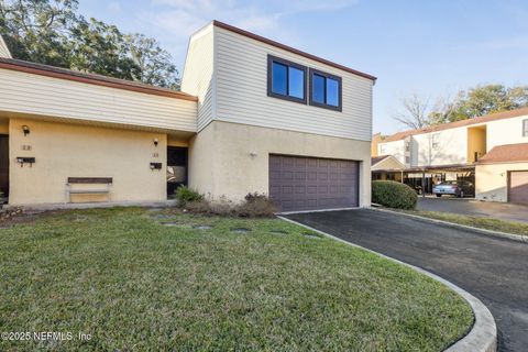 Condominium in Jacksonville FL 5400 LA MOYA Avenue #24 2.jpg