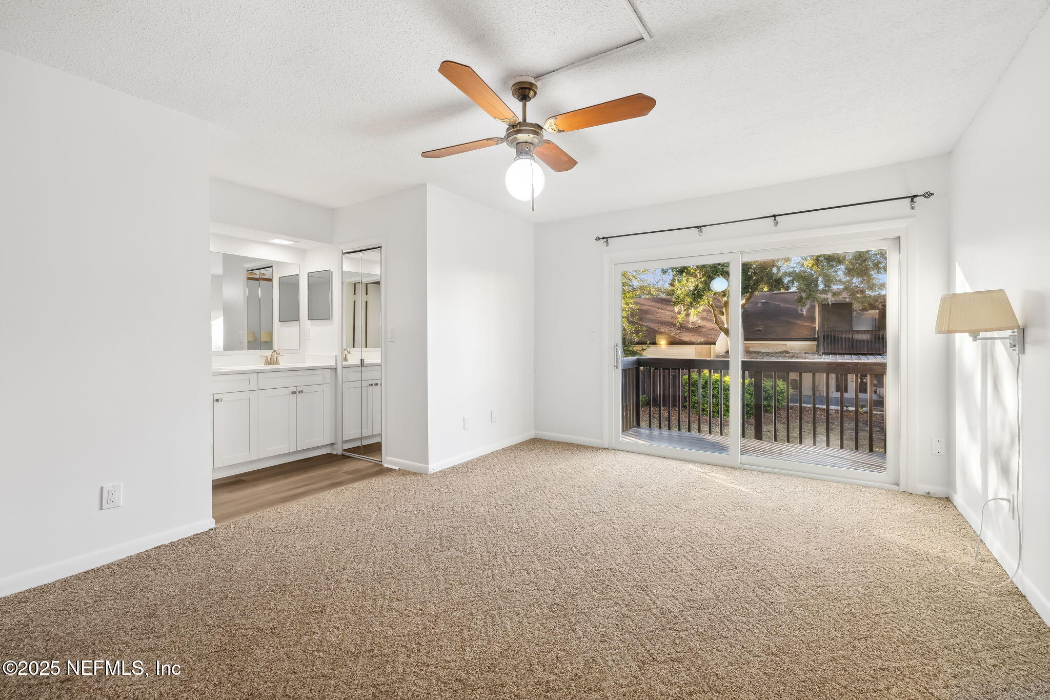 Condominium in Jacksonville FL 5400 LA MOYA Avenue #24 18.jpg