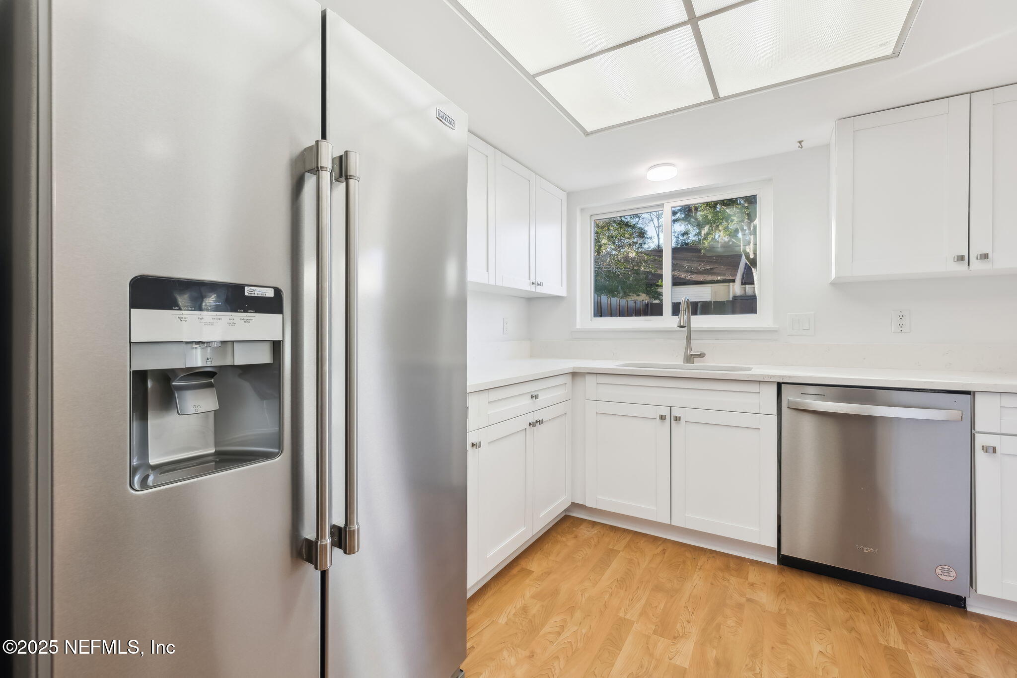 Condominium in Jacksonville FL 5400 LA MOYA Avenue #24 4.jpg