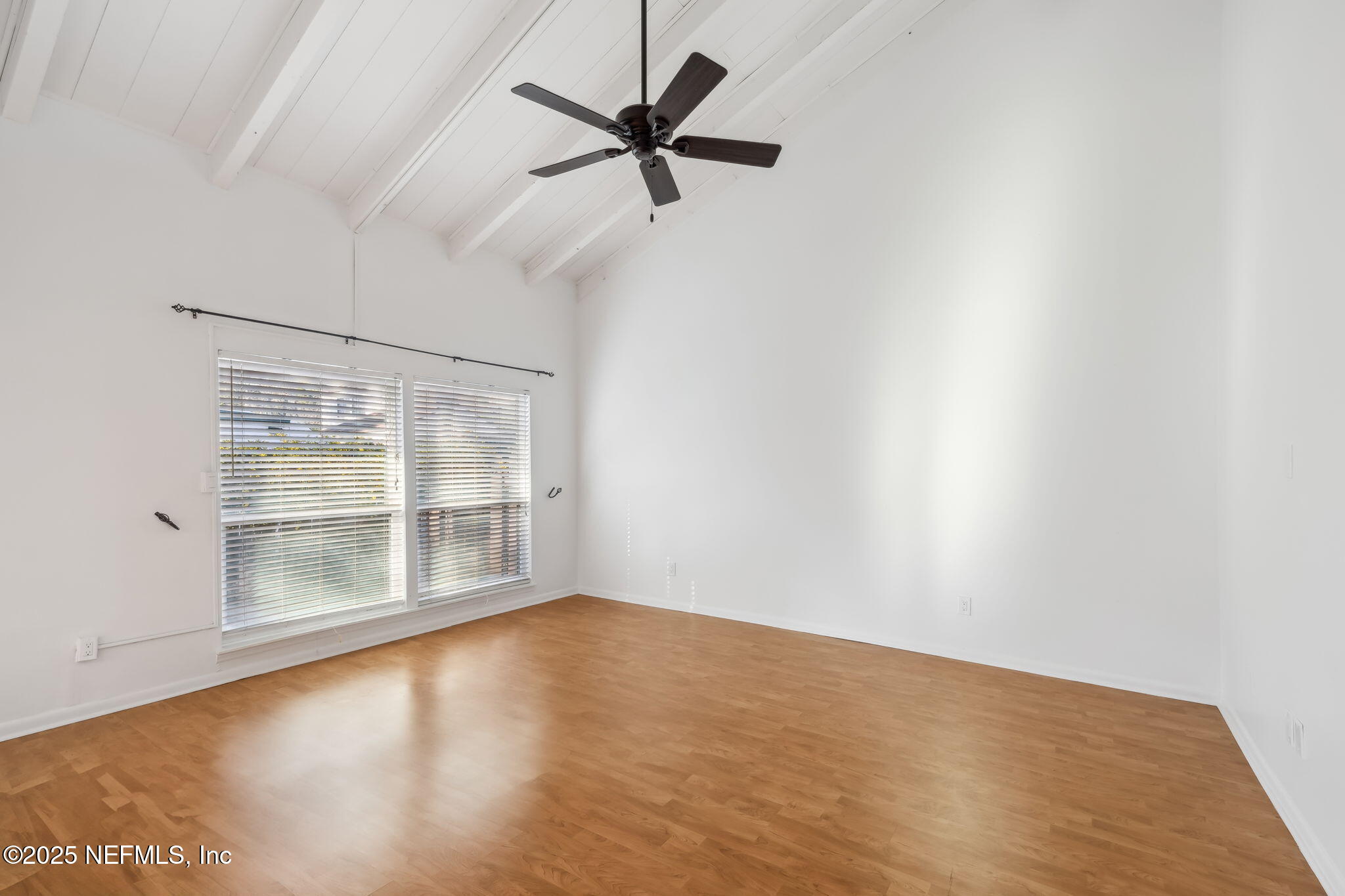 Condominium in Jacksonville FL 5400 LA MOYA Avenue #24 12.jpg