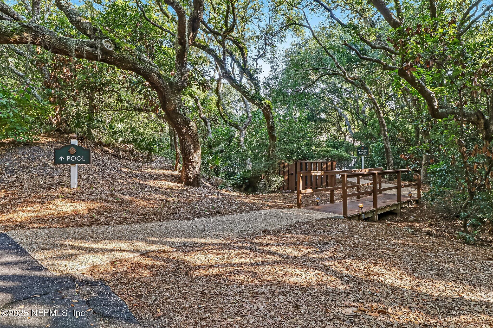 Condominium in Fernandina Beach FL 2055 BEACH WOOD Road 76.jpg