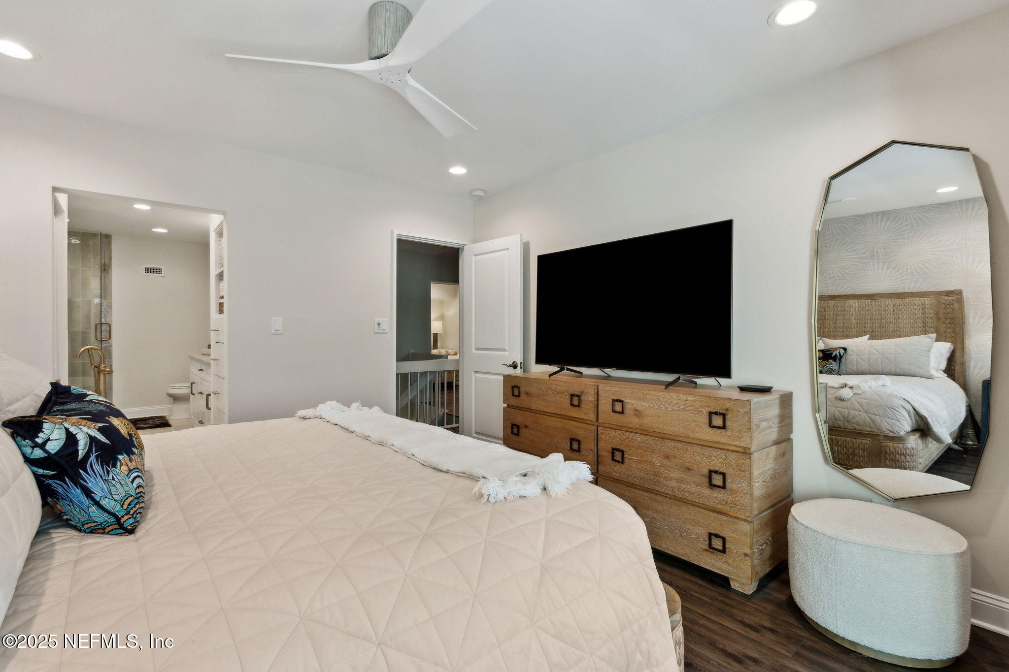 Condominium in Fernandina Beach FL 2055 BEACH WOOD Road 31.jpg