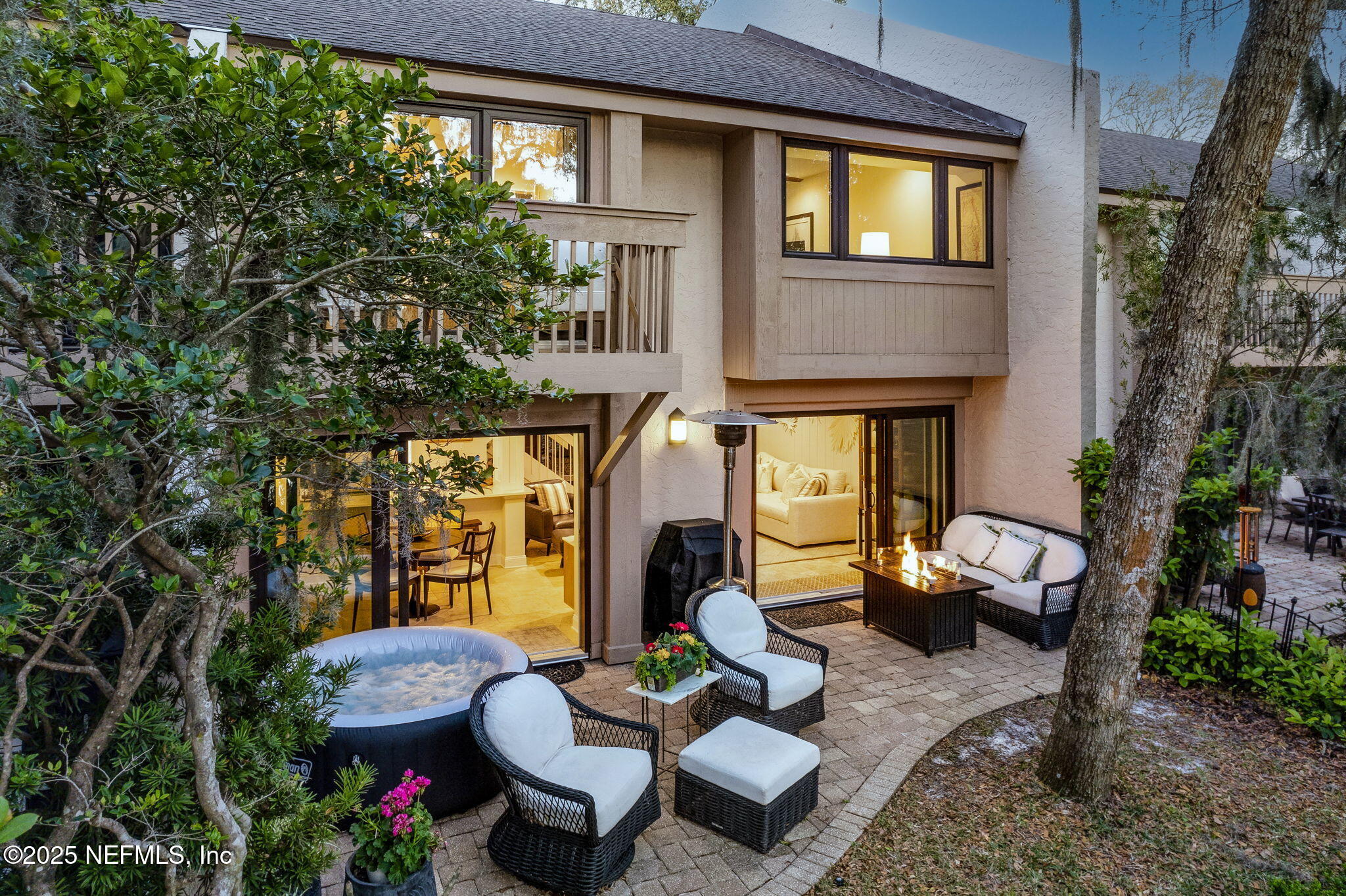 Condominium in Fernandina Beach FL 2055 BEACH WOOD Road 50.jpg