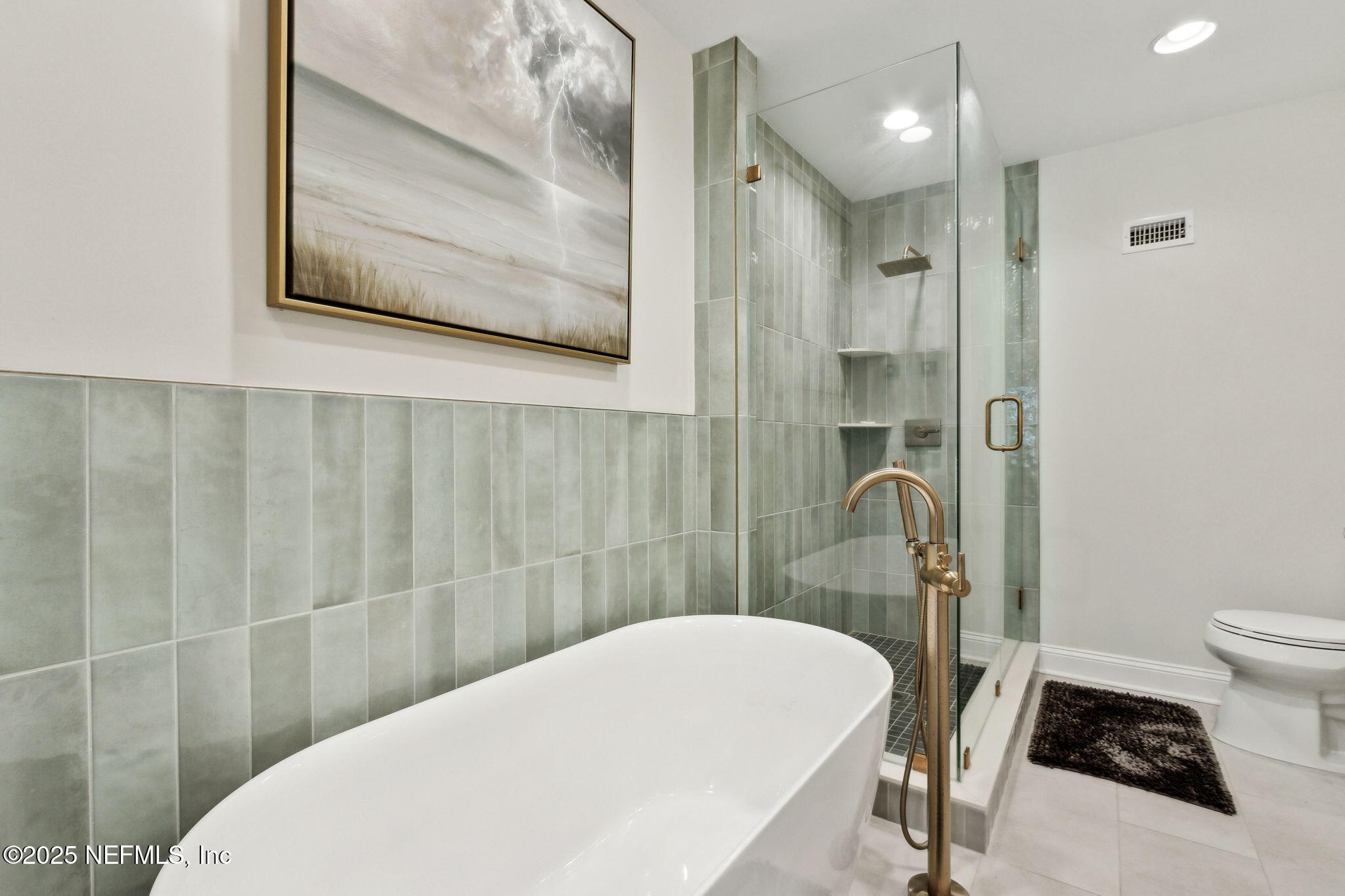 Condominium in Fernandina Beach FL 2055 BEACH WOOD Road 33.jpg