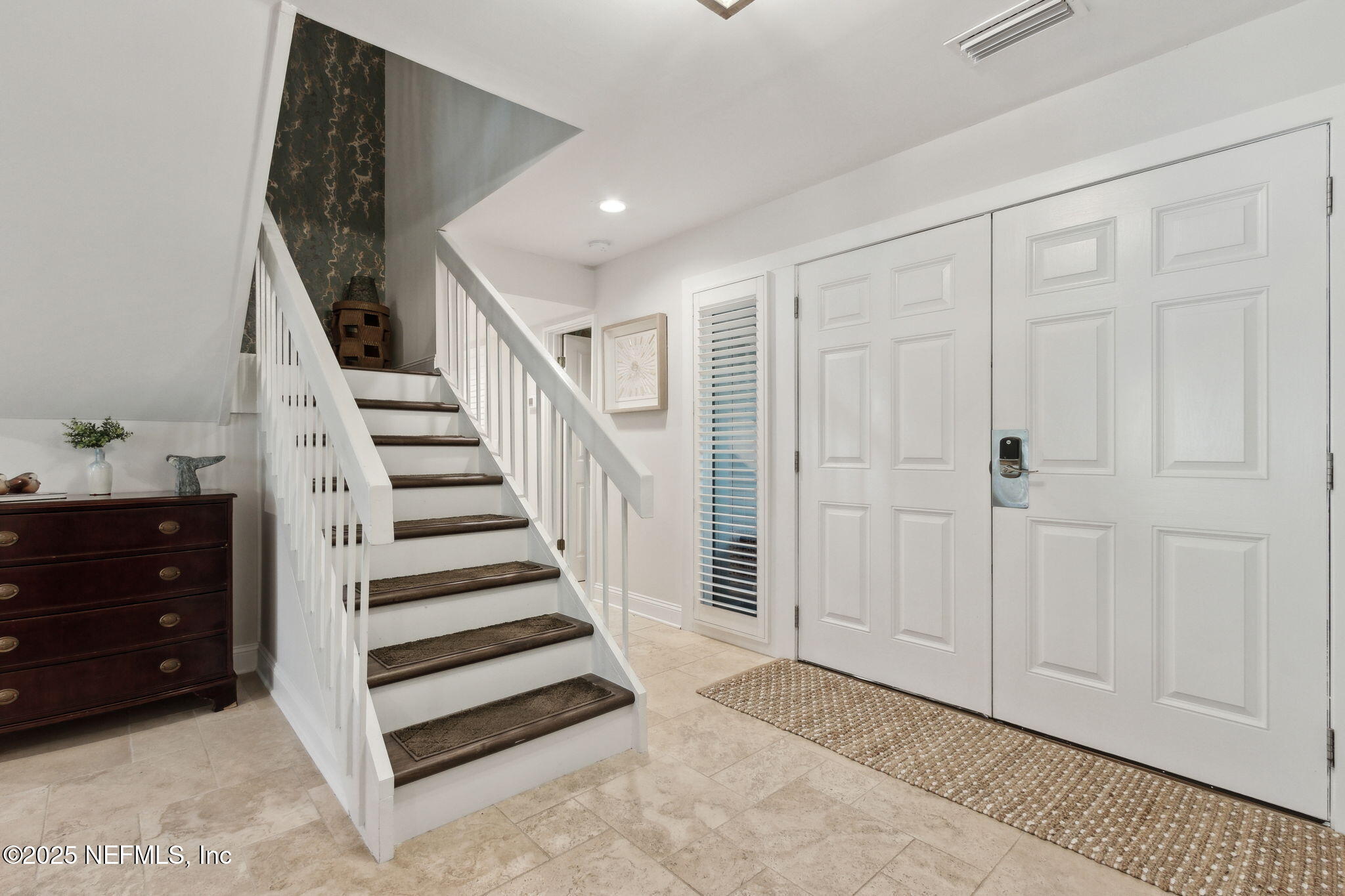 Condominium in Fernandina Beach FL 2055 BEACH WOOD Road 9.jpg