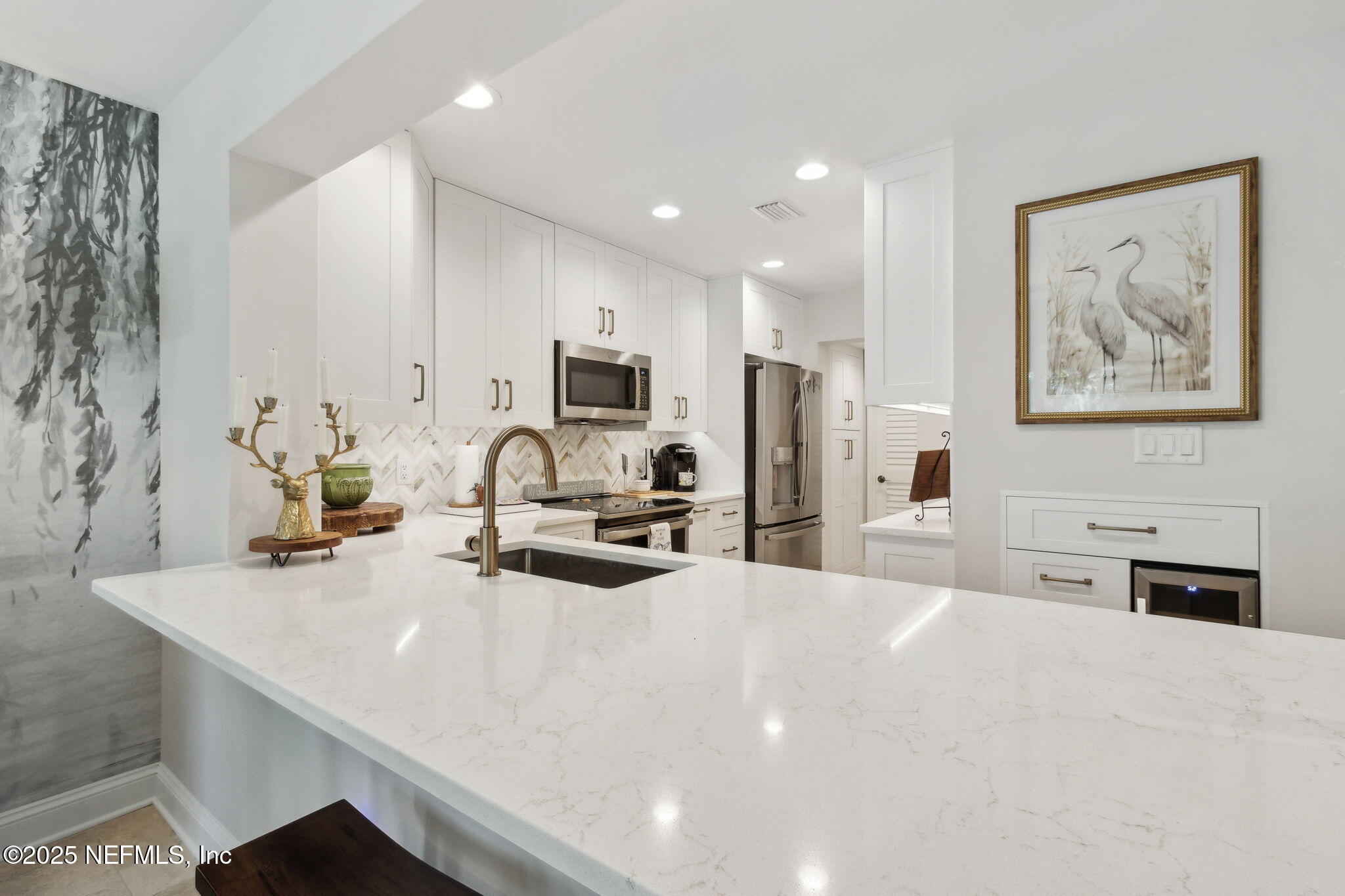 Condominium in Fernandina Beach FL 2055 BEACH WOOD Road 16.jpg