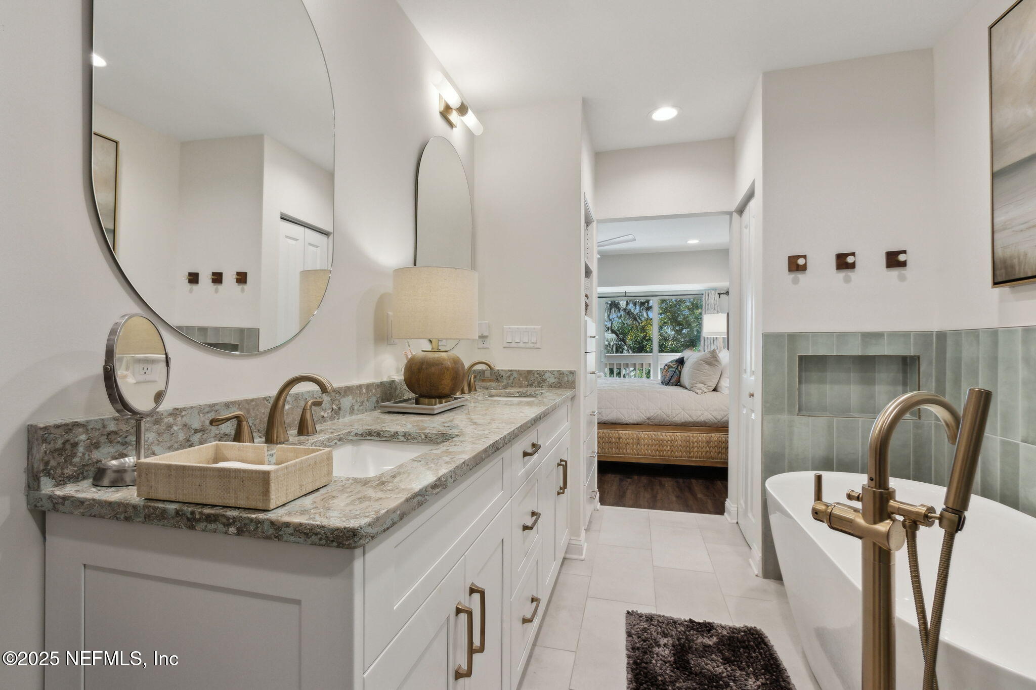 Condominium in Fernandina Beach FL 2055 BEACH WOOD Road 37.jpg