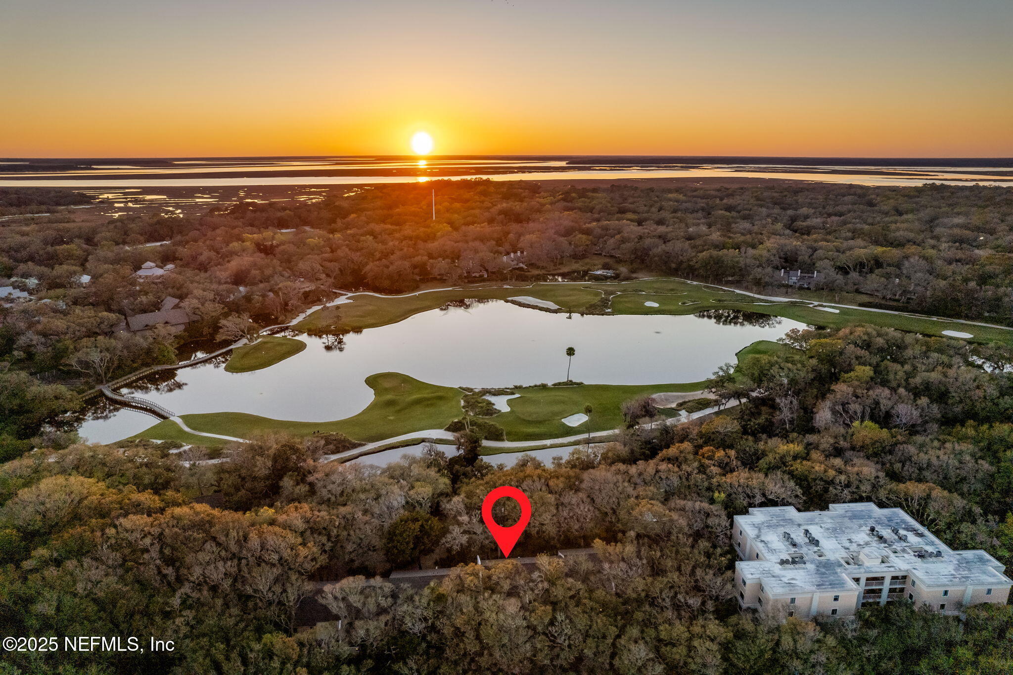 Condominium in Fernandina Beach FL 2055 BEACH WOOD Road 66.jpg