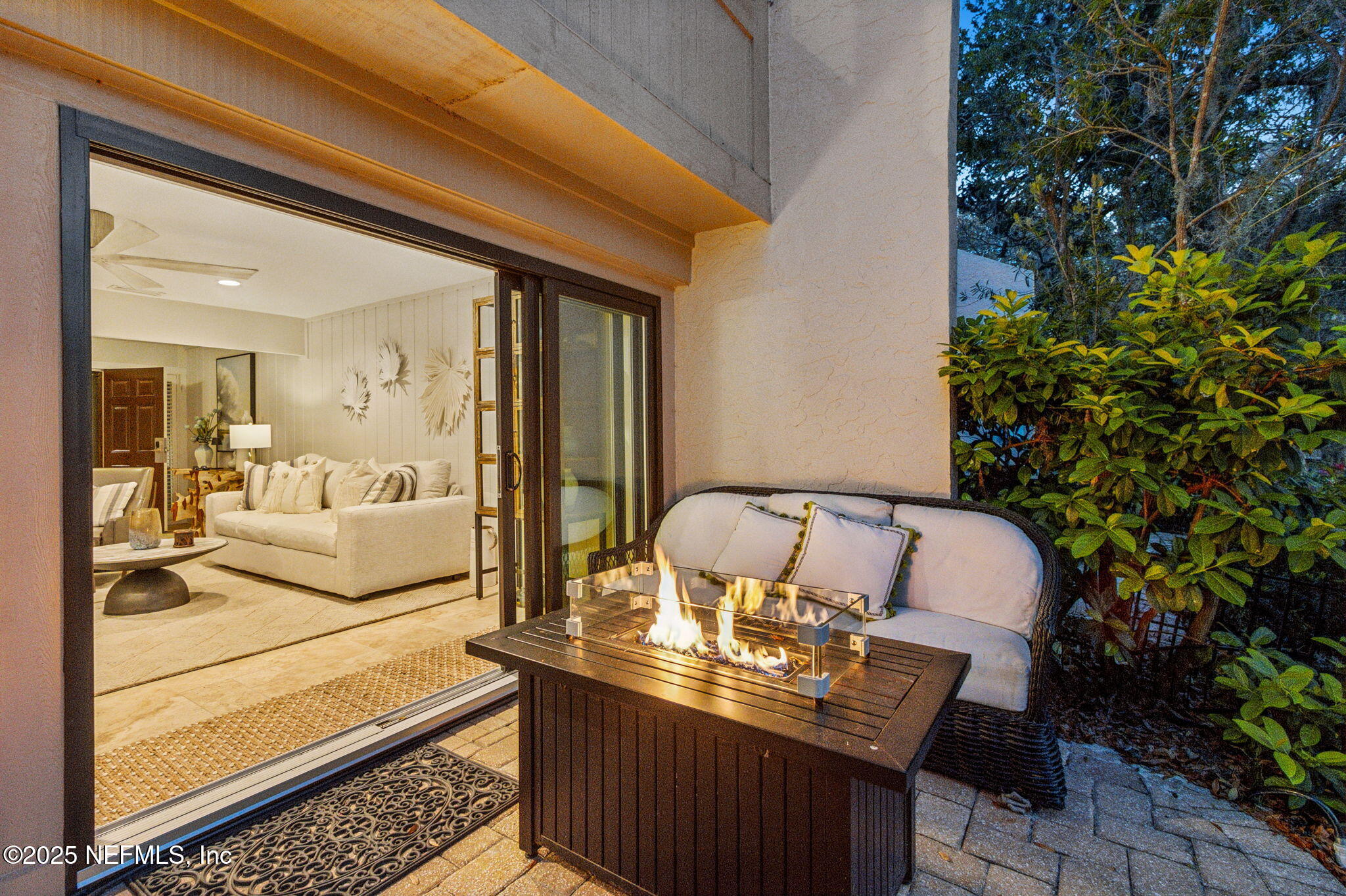 Condominium in Fernandina Beach FL 2055 BEACH WOOD Road 54.jpg