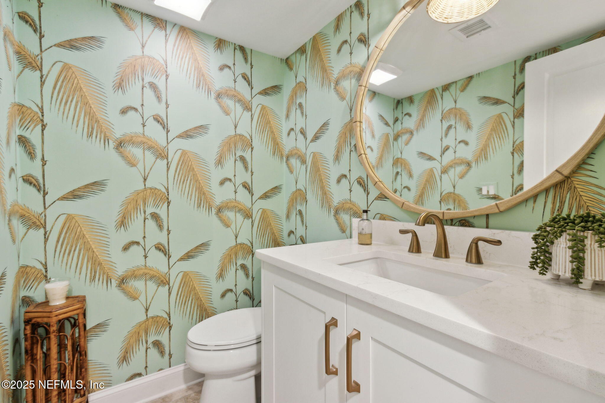 Condominium in Fernandina Beach FL 2055 BEACH WOOD Road 25.jpg