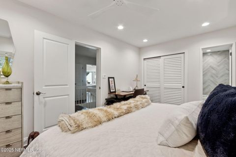 Condominium in Fernandina Beach FL 2055 BEACH WOOD Road 41.jpg