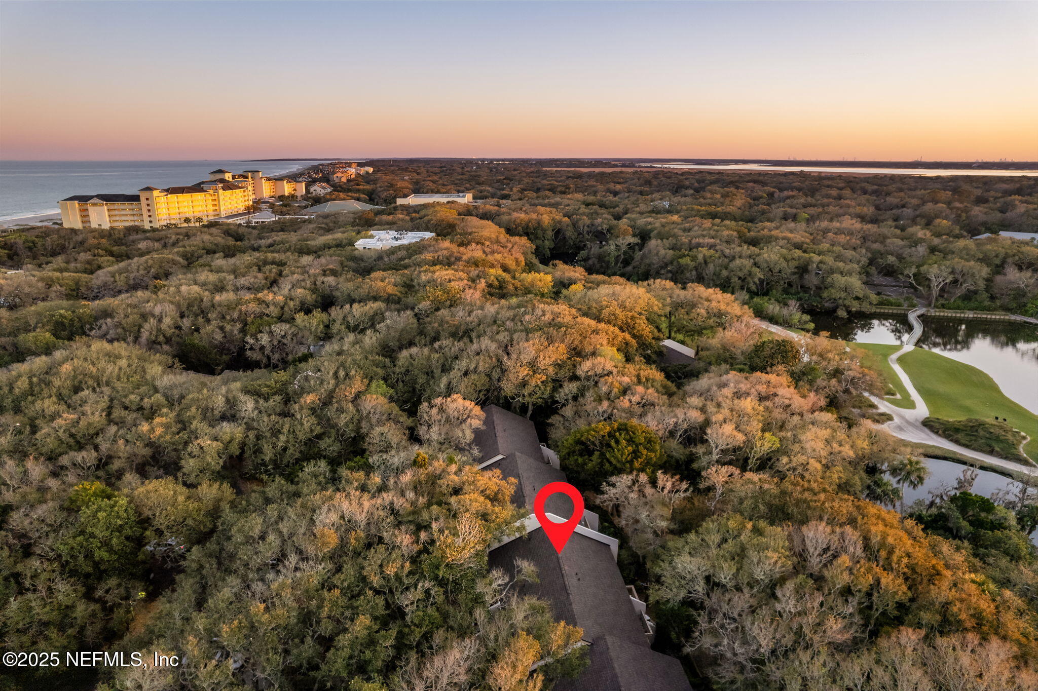 Condominium in Fernandina Beach FL 2055 BEACH WOOD Road 63.jpg