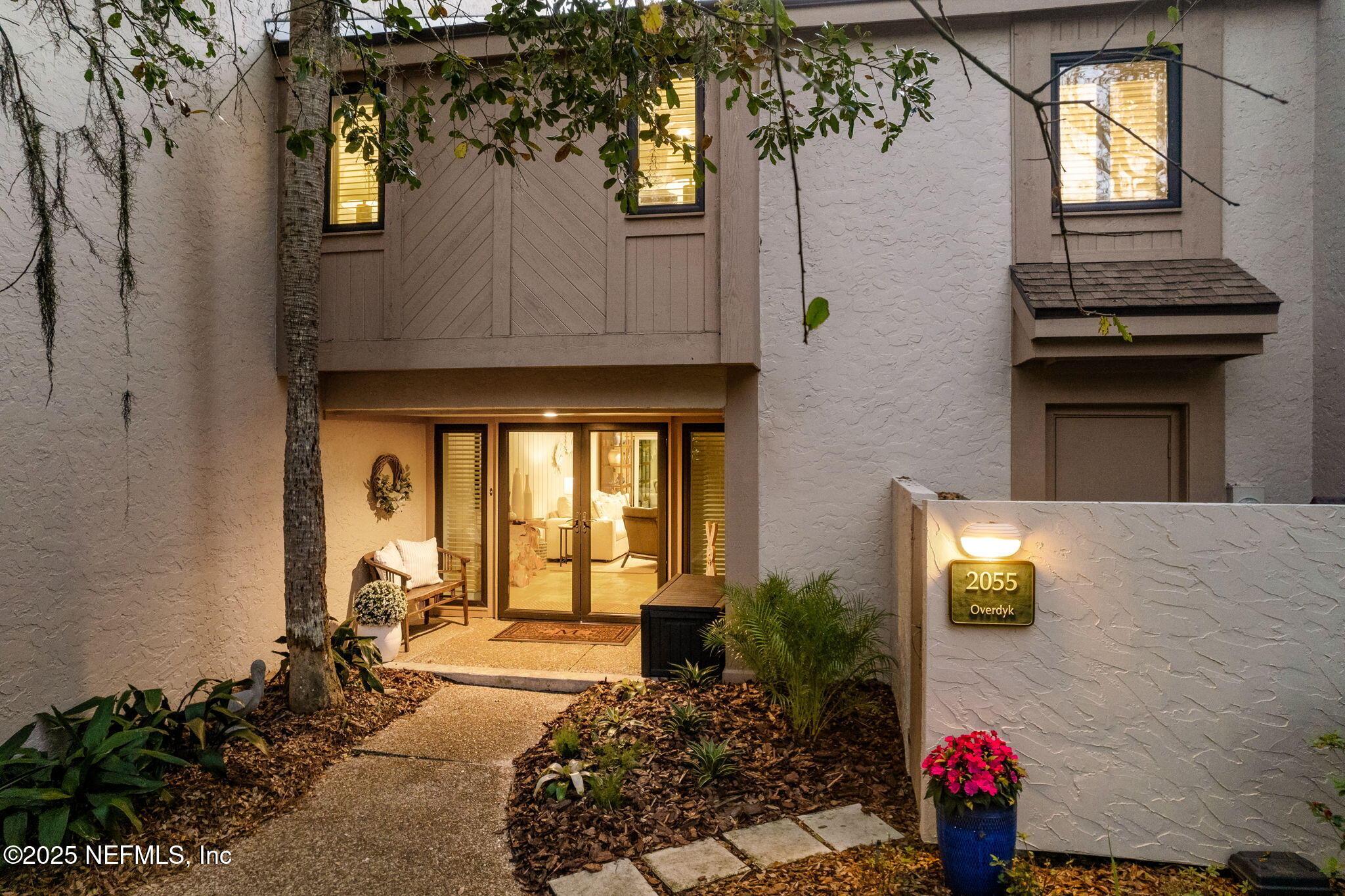 Condominium in Fernandina Beach FL 2055 BEACH WOOD Road 74.jpg