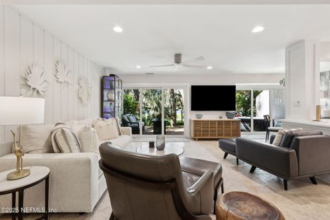 Condominium in Fernandina Beach FL 2055 BEACH WOOD Road 13.jpg