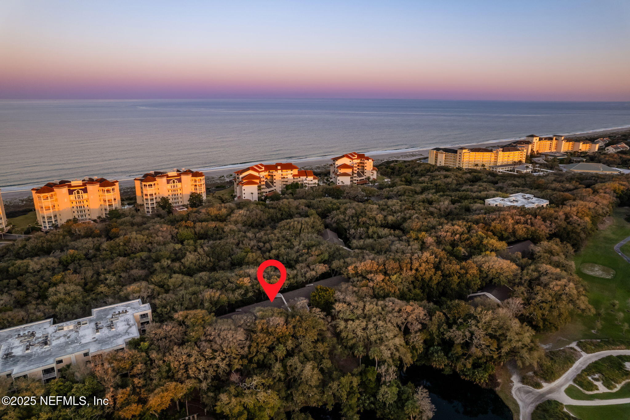Condominium in Fernandina Beach FL 2055 BEACH WOOD Road 67.jpg