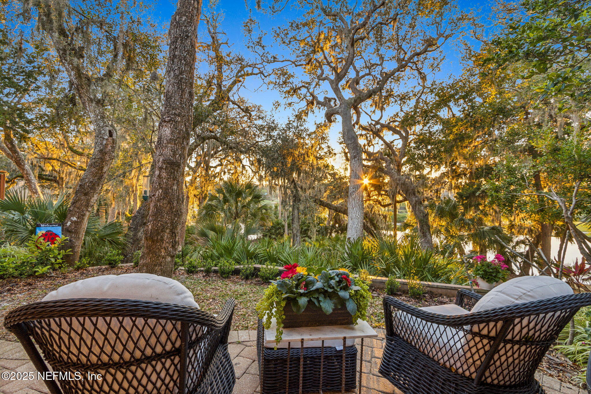 Condominium in Fernandina Beach FL 2055 BEACH WOOD Road 55.jpg