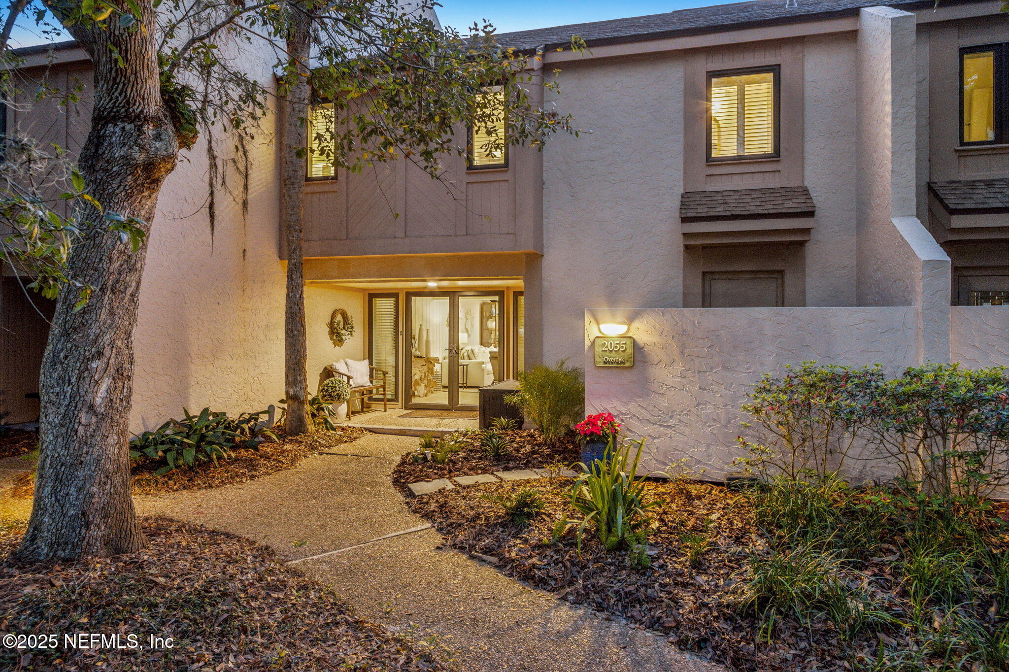 Condominium in Fernandina Beach FL 2055 BEACH WOOD Road 73.jpg