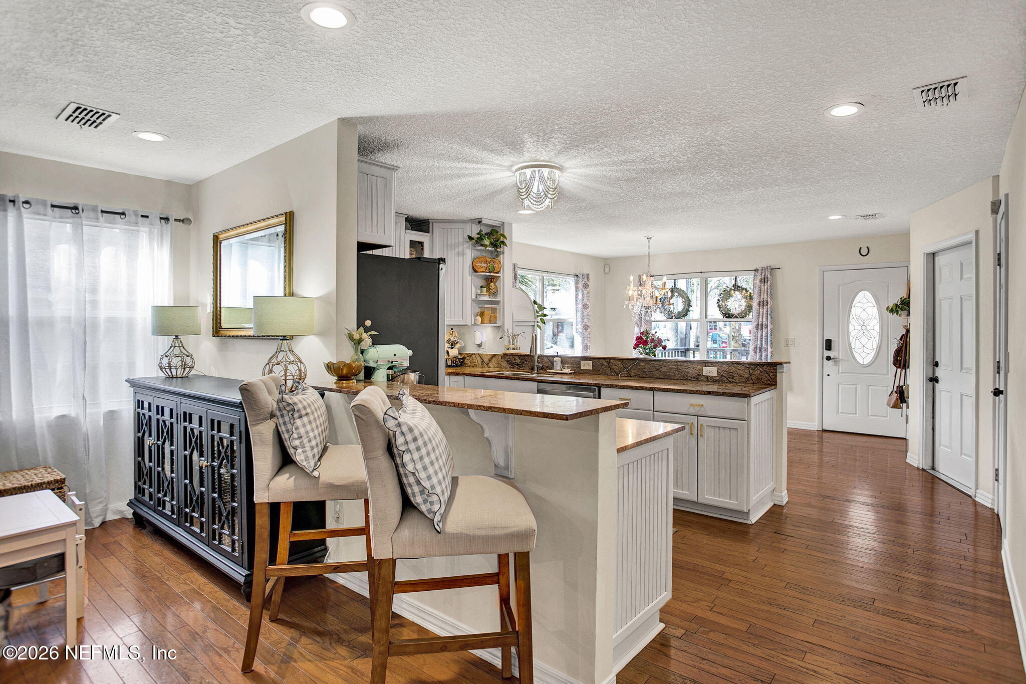 1091 13 St, Jacksonville Beach, FL 32250 photo