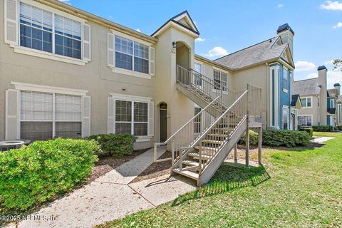 Condominium in Jacksonville FL 13703 RICHMOND PARK Drive #1904.jpg