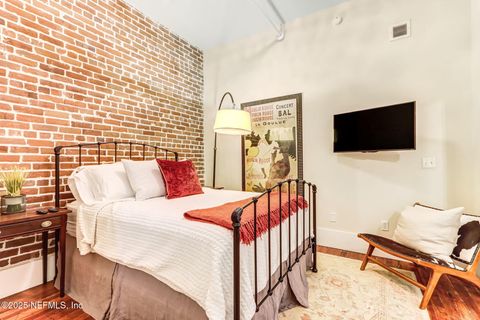 Condominium in Jacksonville FL 301 E BAY Street #405 15.jpg