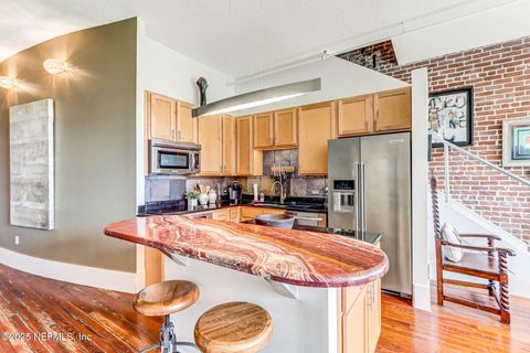 Condominium in Jacksonville FL 301 E BAY Street #405 10.jpg