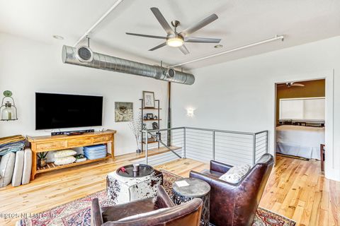 Condominium in Jacksonville FL 301 E BAY Street #405 23.jpg