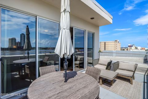 Condominium in Jacksonville FL 301 E BAY Street #405 35.jpg