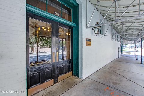 Condominium in Jacksonville FL 301 E BAY Street #405 39.jpg