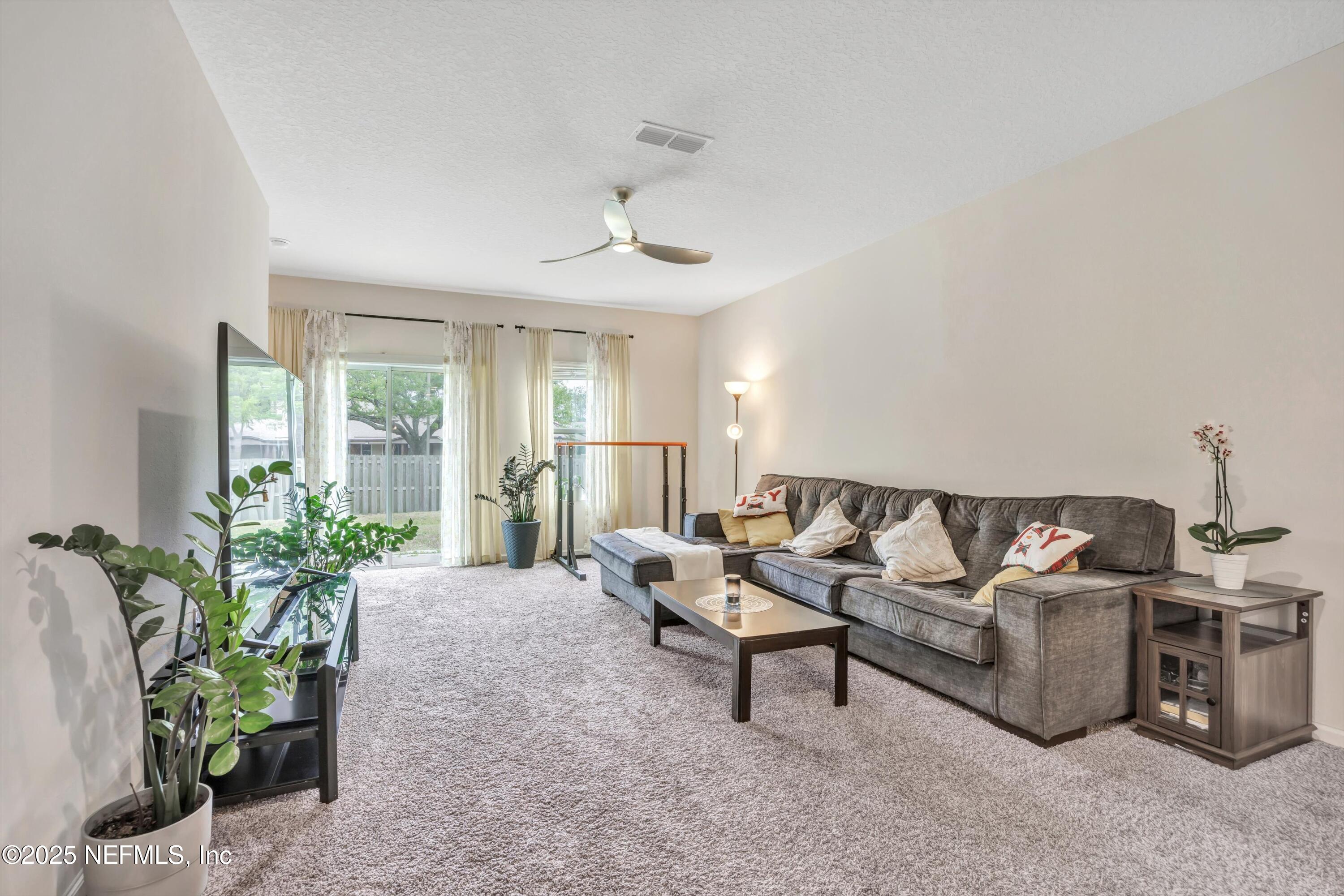 Townhouse in Jacksonville FL 8115 ECHO SPRINGS Road 5.jpg