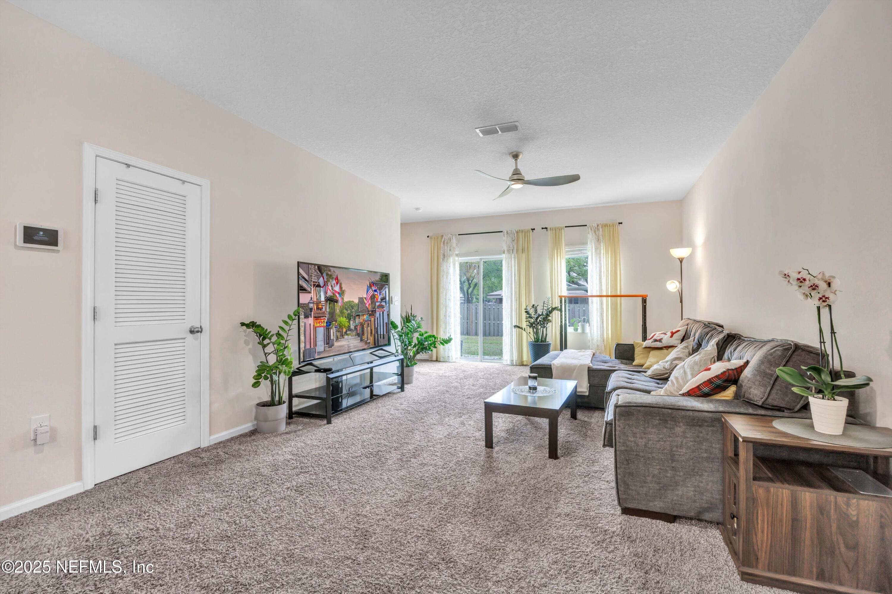 Townhouse in Jacksonville FL 8115 ECHO SPRINGS Road 4.jpg