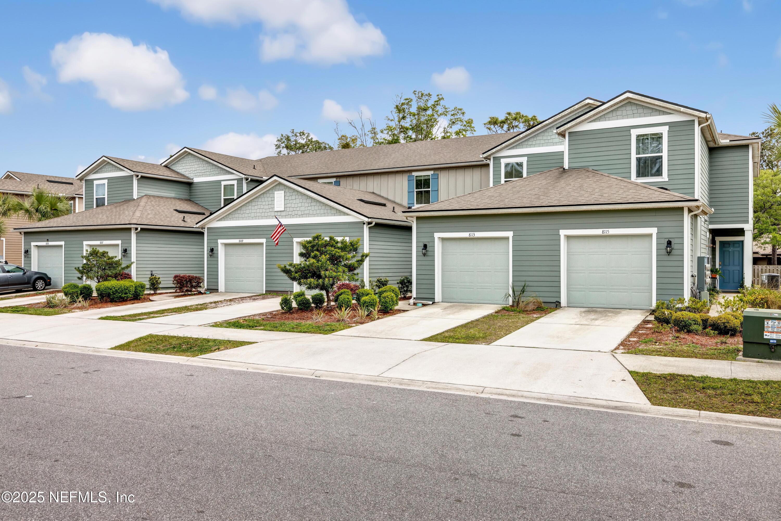 Townhouse in Jacksonville FL 8115 ECHO SPRINGS Road 24.jpg