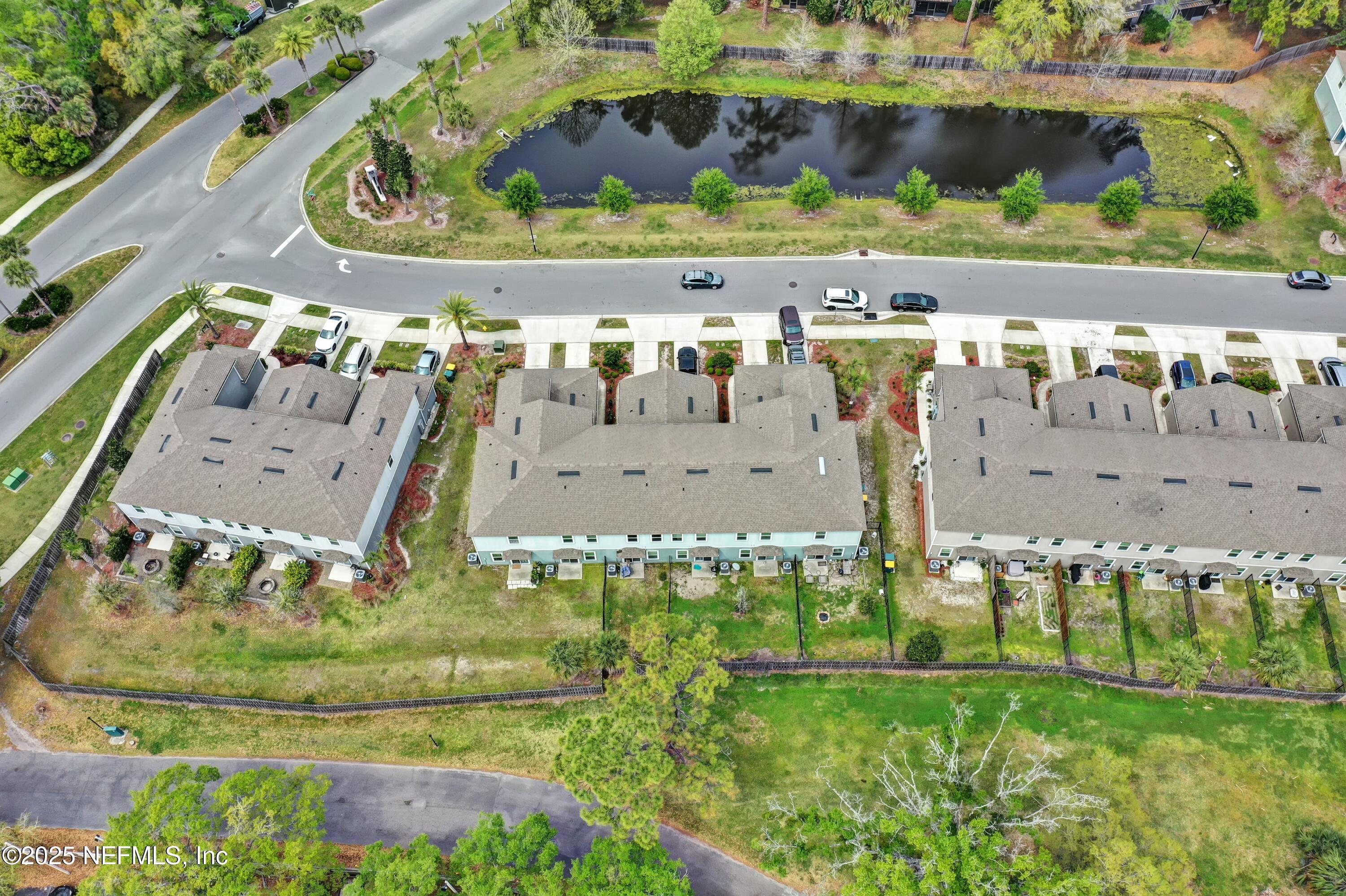Townhouse in Jacksonville FL 8115 ECHO SPRINGS Road 29.jpg