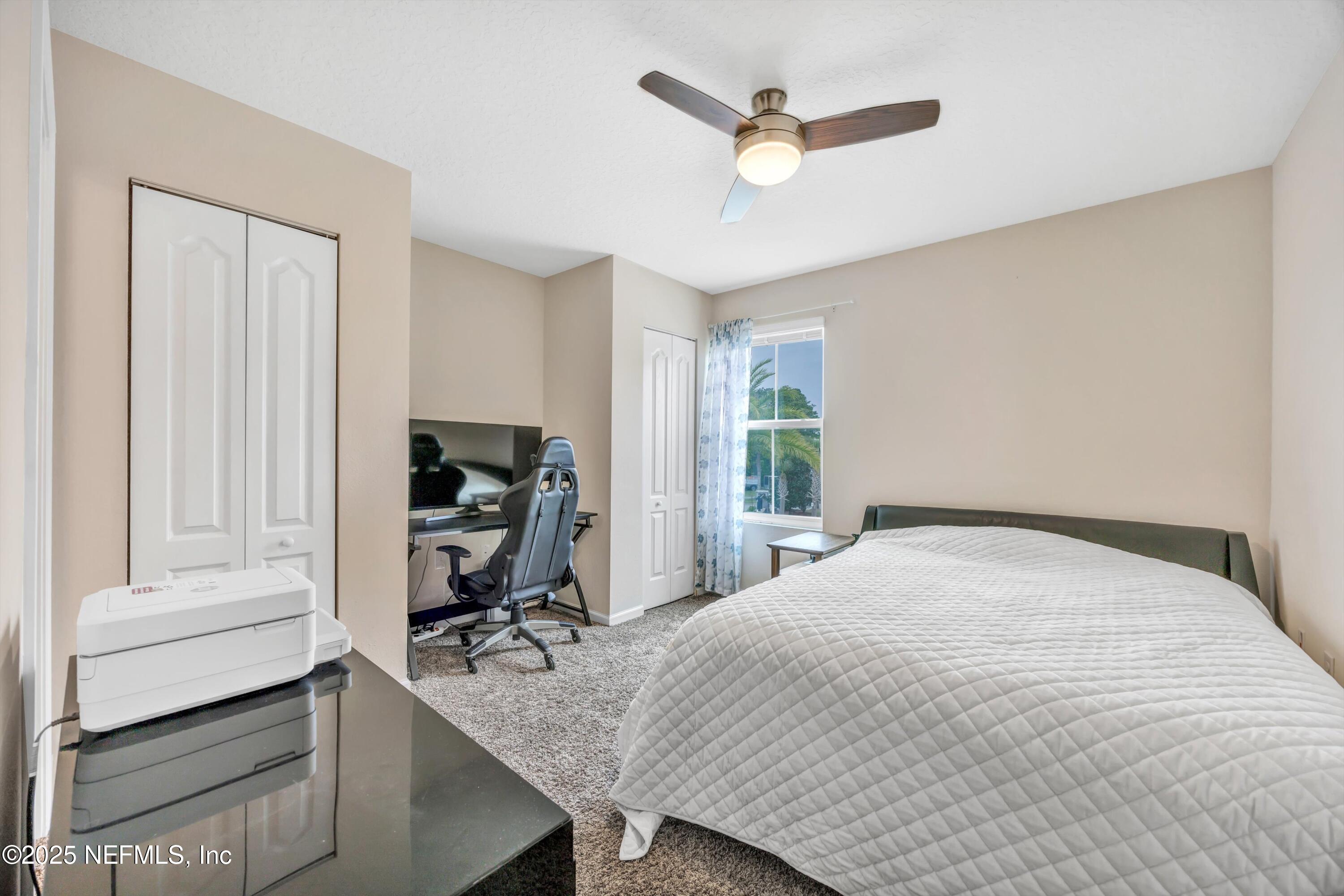 Townhouse in Jacksonville FL 8115 ECHO SPRINGS Road 20.jpg