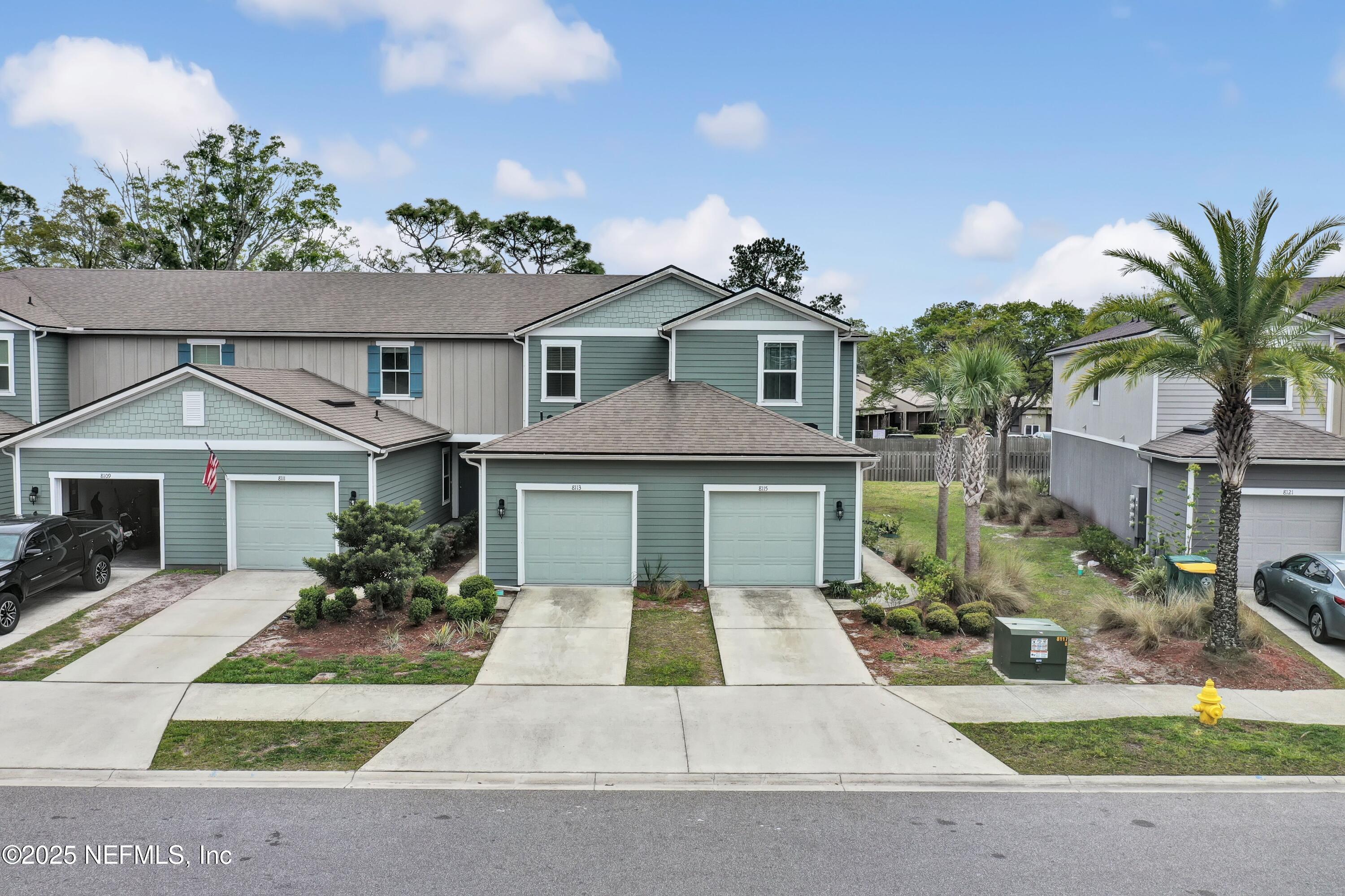 Townhouse in Jacksonville FL 8115 ECHO SPRINGS Road 27.jpg
