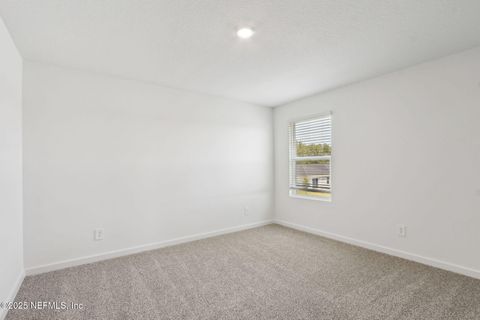 Single Family Residence in Jacksonville FL 10795 LISHWOOD Way 25.jpg