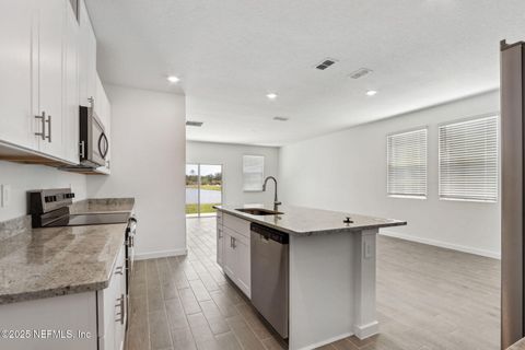 Single Family Residence in Jacksonville FL 10795 LISHWOOD Way 10.jpg