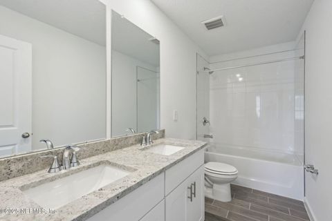 Single Family Residence in Jacksonville FL 10795 LISHWOOD Way 24.jpg
