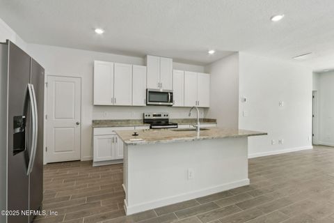 Single Family Residence in Jacksonville FL 10795 LISHWOOD Way 8.jpg