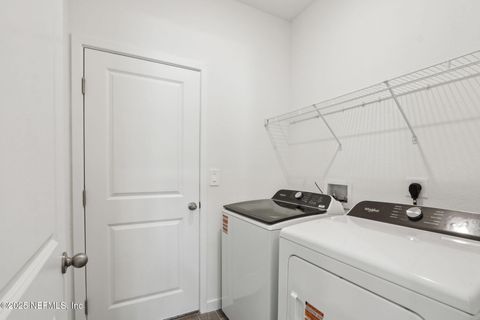 Single Family Residence in Jacksonville FL 10795 LISHWOOD Way 12.jpg