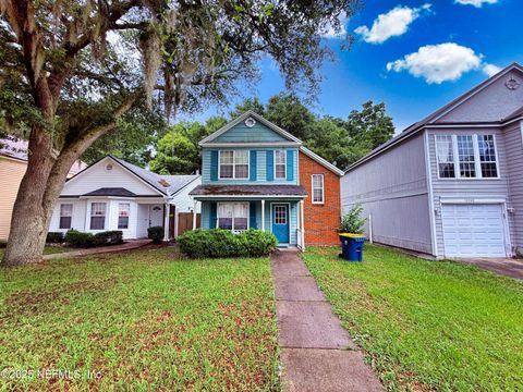 Single Family Residence in Jacksonville FL 10986 TRACI LYNN Drive.jpg