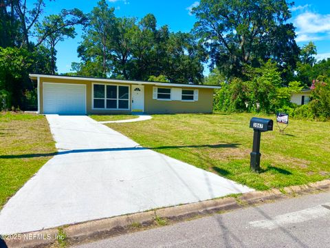 Single Family Residence in Jacksonville FL 3067 PURDOM Drive.jpg
