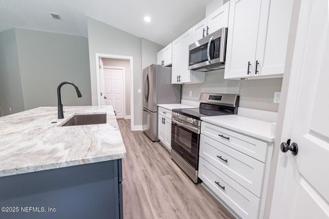 Single Family Residence in Florahome FL 208 CORAL FARMS Road.jpg