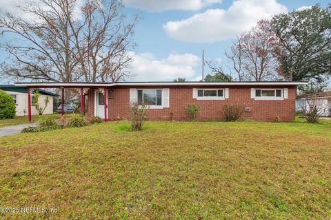 Single Family Residence in Jacksonville FL 2021 BILLS Drive.jpg