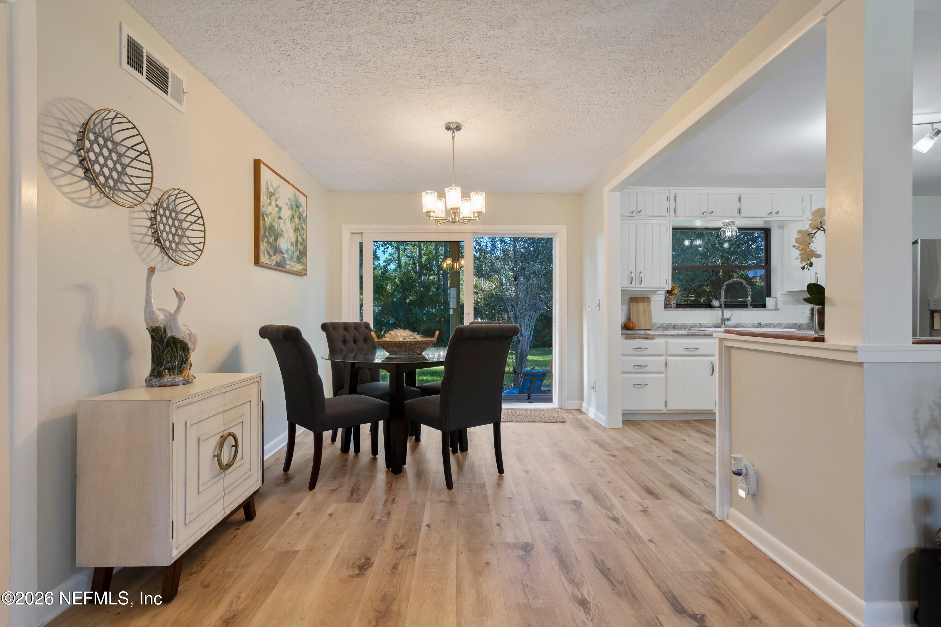 752 Acapulco Rd, Jacksonville, FL 32216 photo