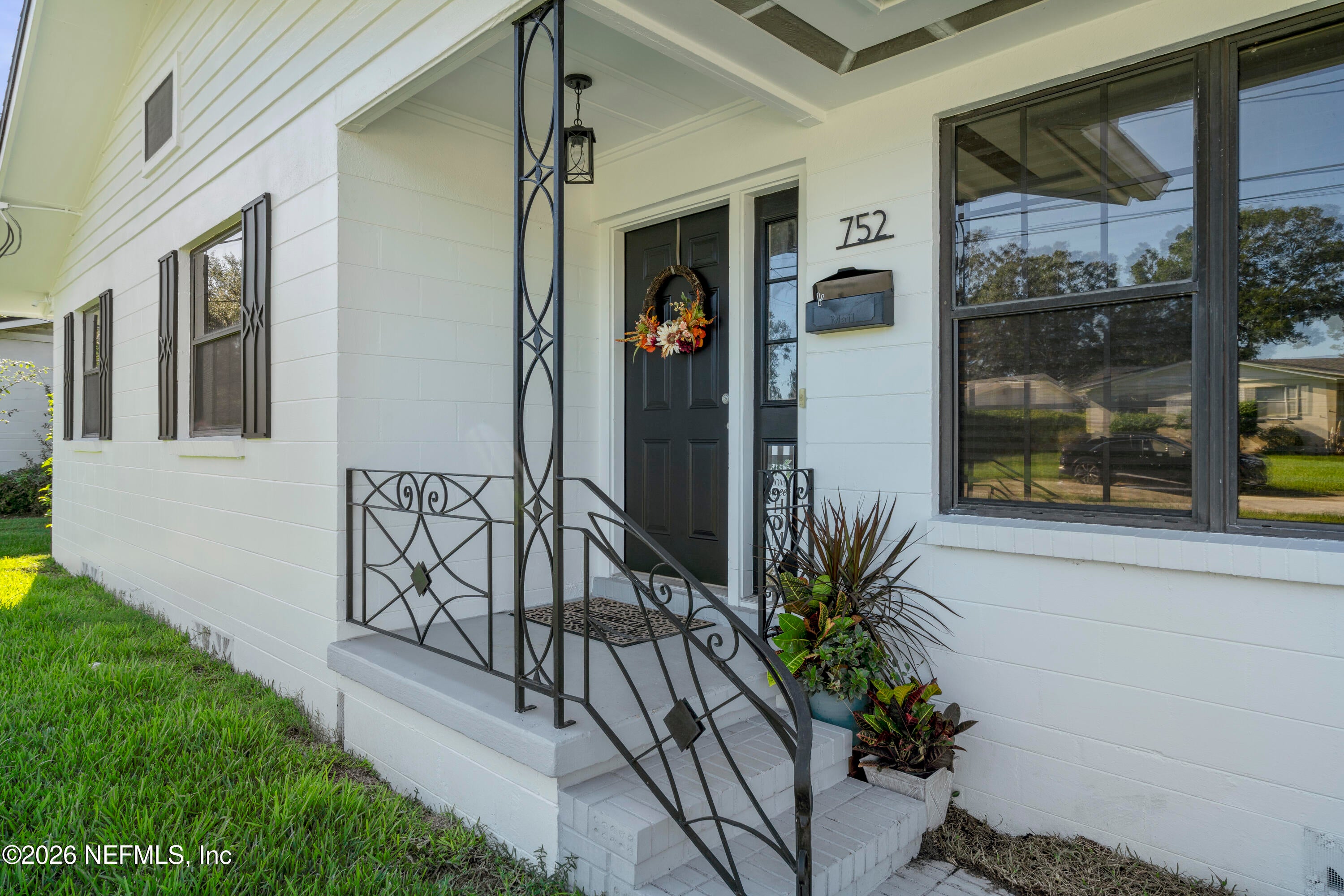 752 Acapulco Rd, Jacksonville, FL 32216 photo