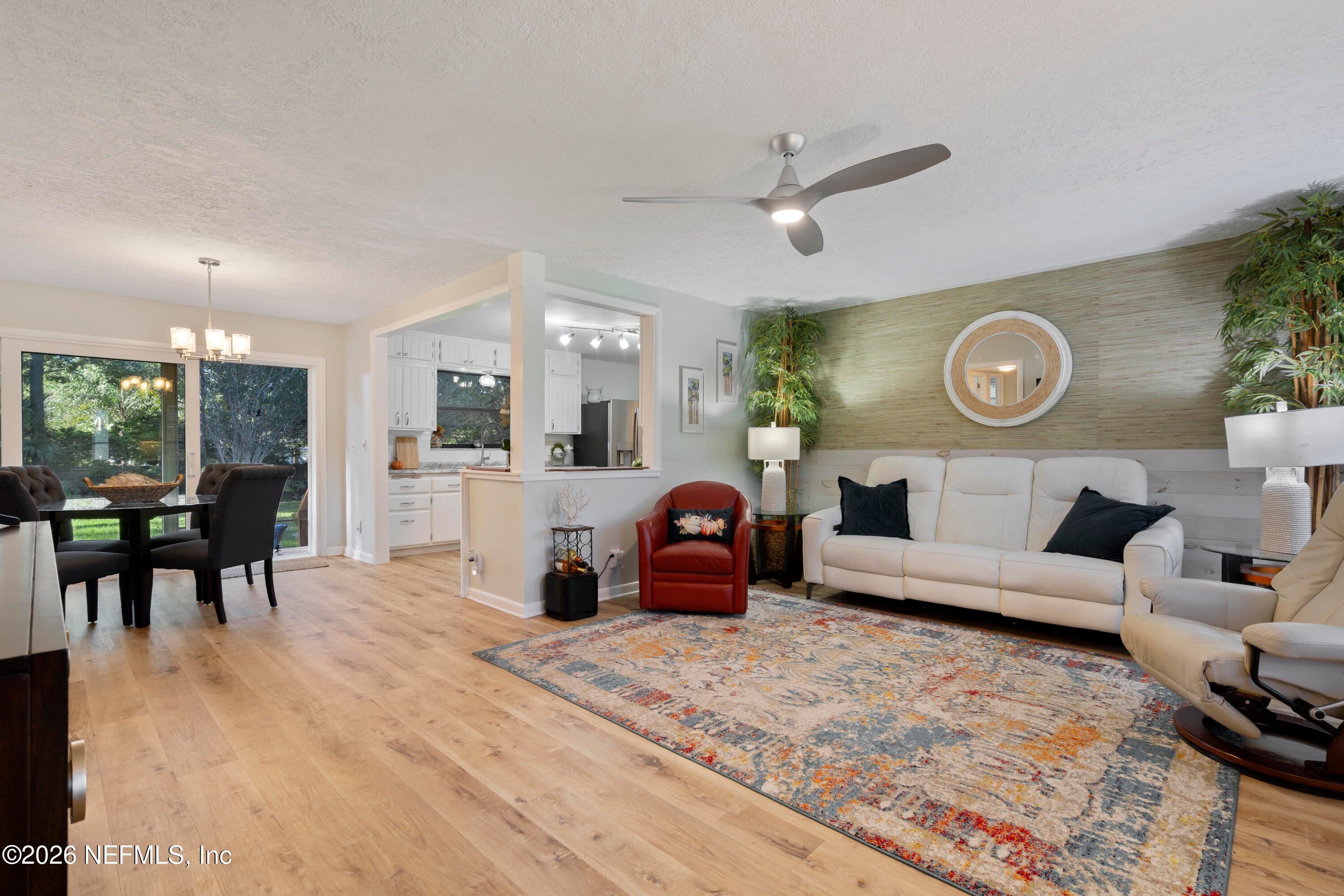 752 Acapulco Rd, Jacksonville, FL 32216 photo
